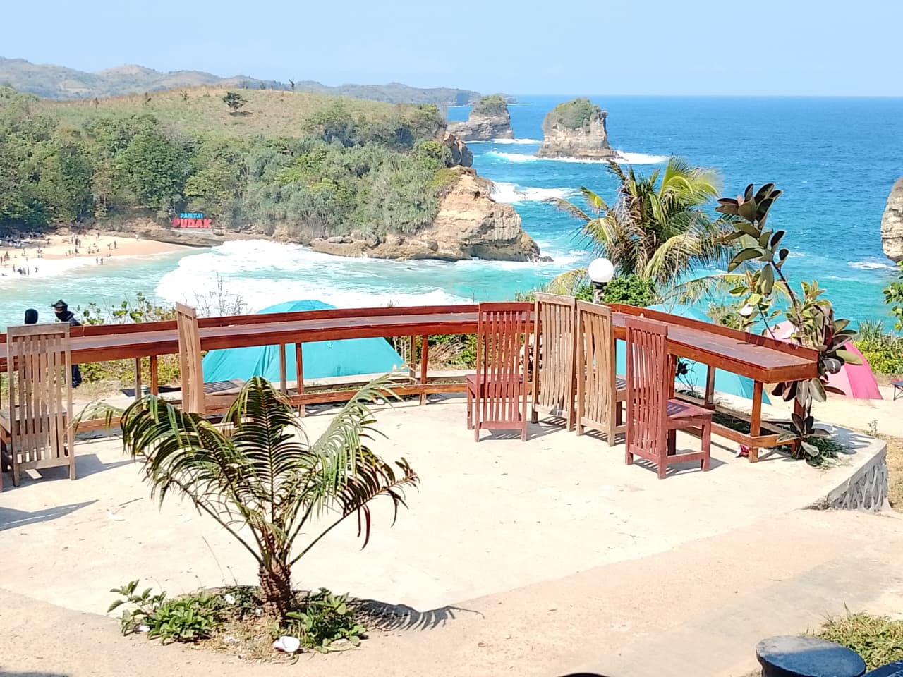 Pantai Pudak Blitar: Pesona Baru yang Viral, Kini Semakin Mudah Dijangkau