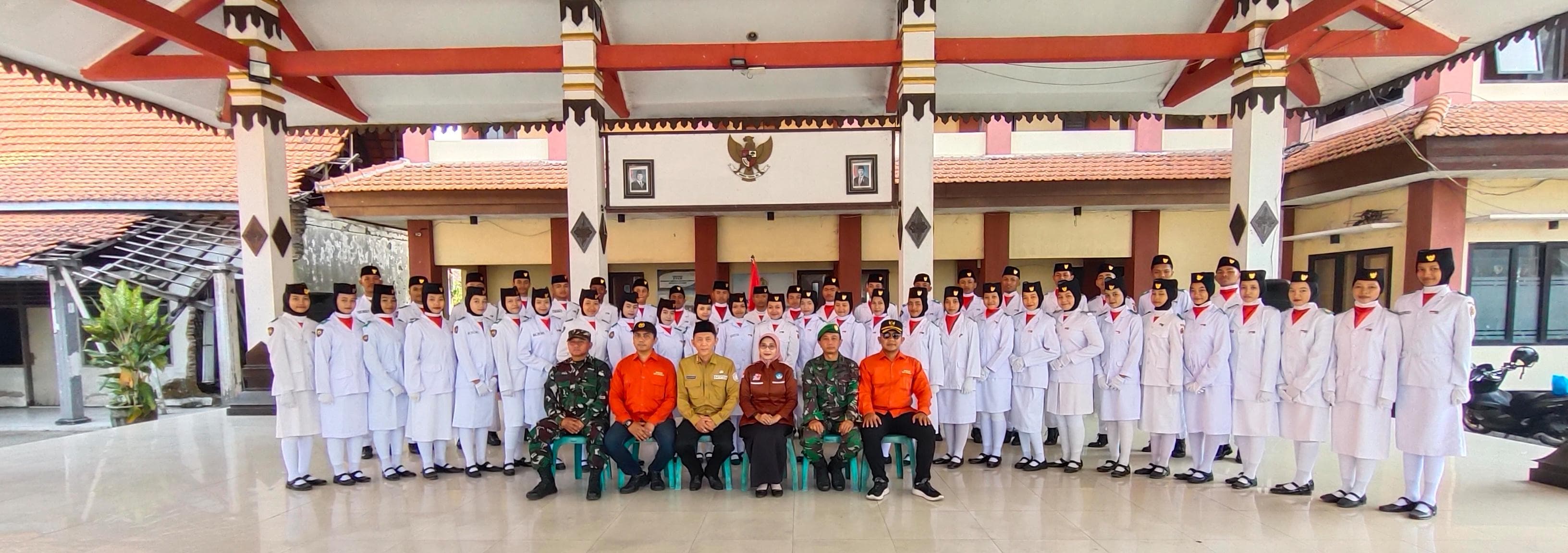 Camat Kutorejo Kukuhkan Paskibraka Kecamatan Kutorejo Tahun 2026