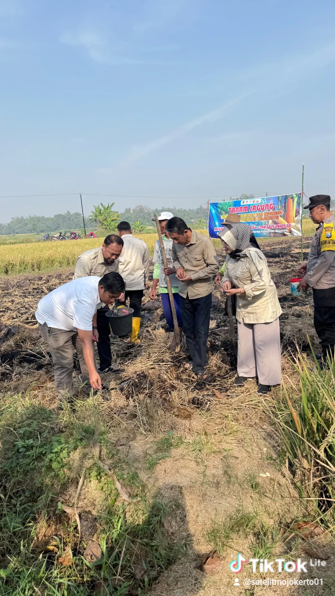 HKTI Kabupaten Mojokerto Dukung Swasembada Nasional, Gelar Tanam Jagung Perdana di Desa Singowangi