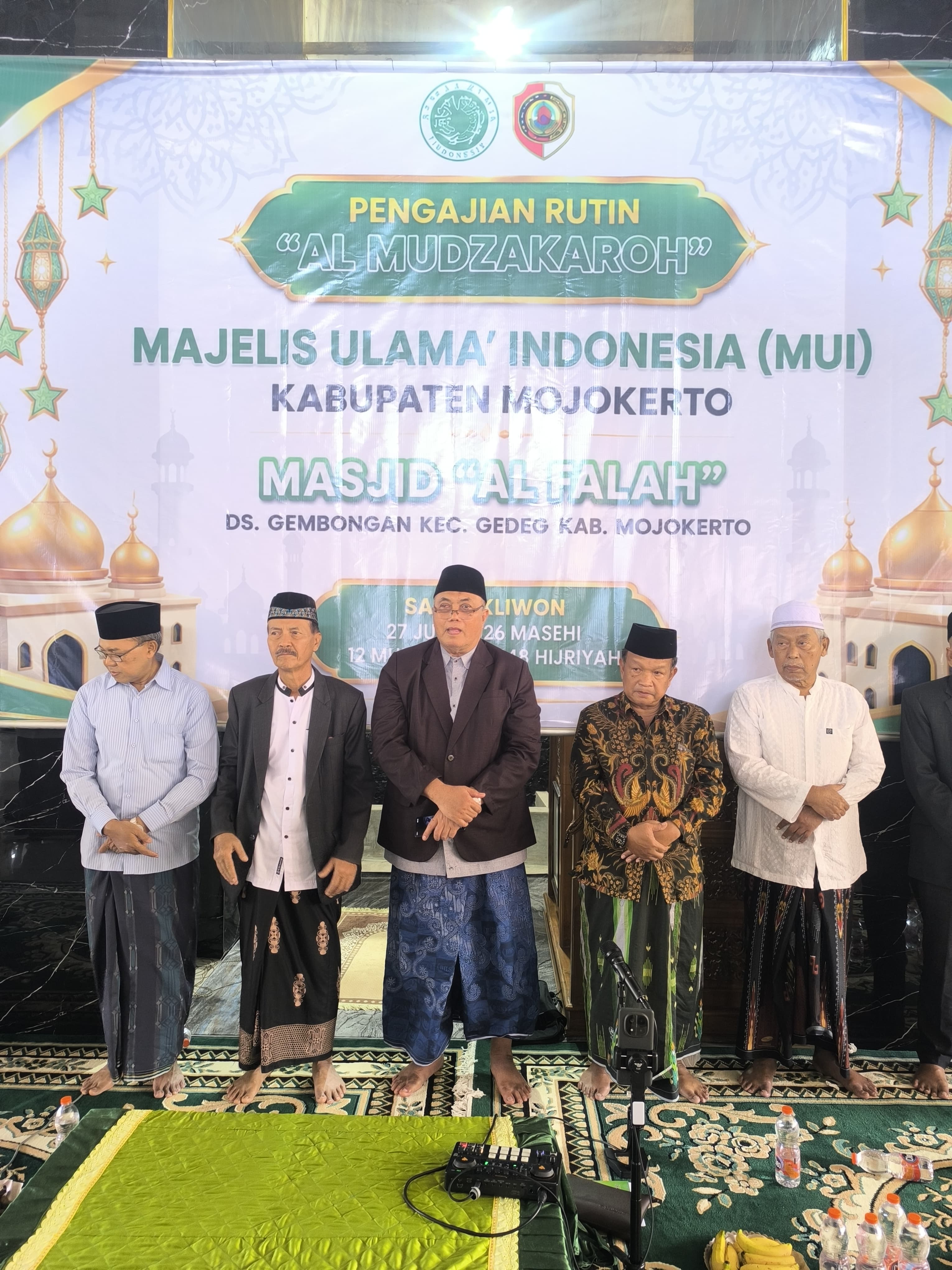 Pengajian Al Mudzakaroh MUI Mojokerto digelar di Masjid Al Falah Gembongan, bahas pengawasan minuman beralkohol