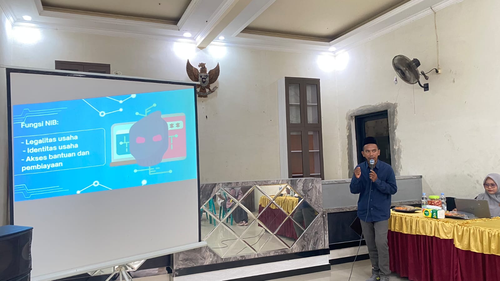 Dosen dan Mahasiswa KKN Dakwah Institut Nurul Islam Mojokerto Gelar Workshop Digital Marketing dan Pendampingan NIB bagi UMKM Desa Madureso