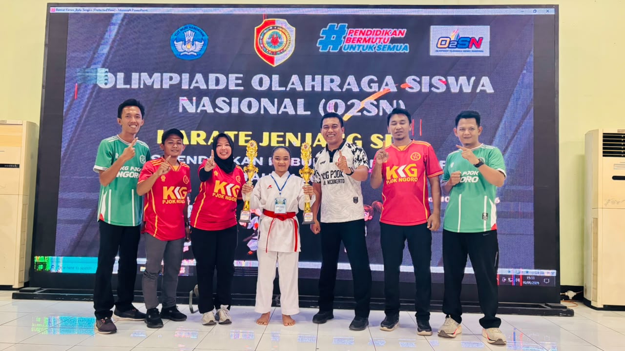 Kontingen Kecamatan Ngoro raih 2 medali emas karate SD pada O2SN Kabupaten Mojokerto 2026